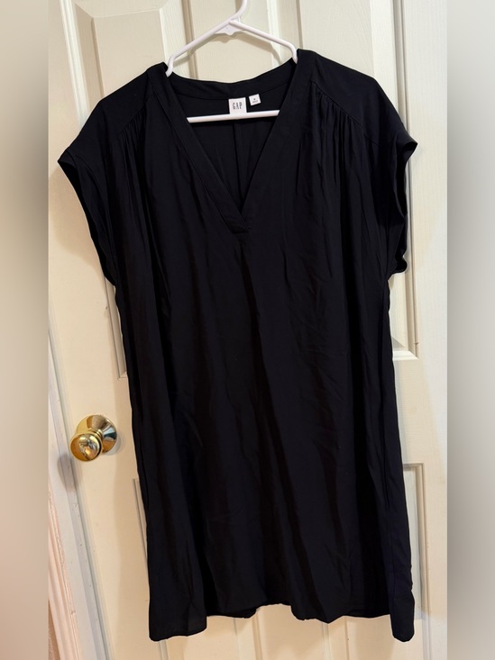 GAP Dresses & Skirts - GAP V-Neck Little Black Dress | Minimalist | Quiet Luxury | Office Core | M
